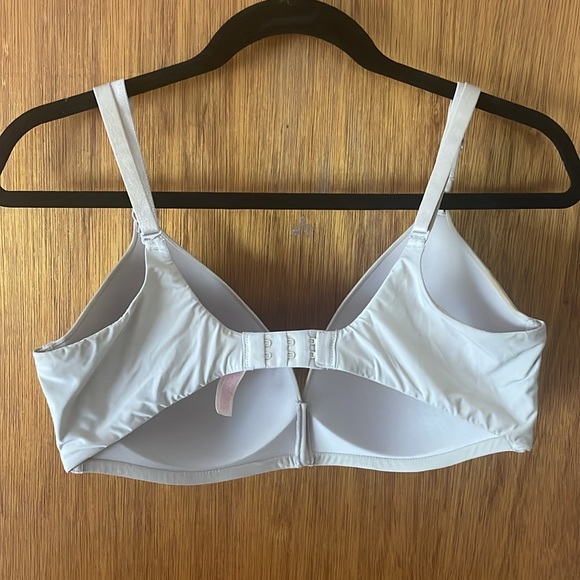 Victorias Secret Bra. Size 36 D - Picture 2 of 4